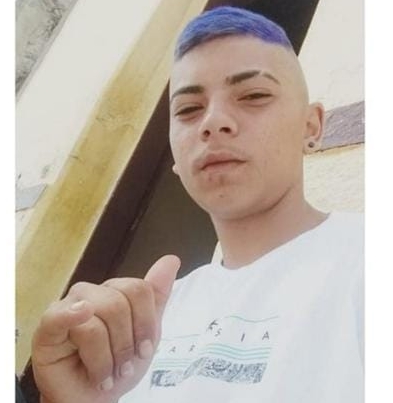 Jovem de 18 anos é executado com mais de 10 tiros em praça no Bairro Alto da Conceição