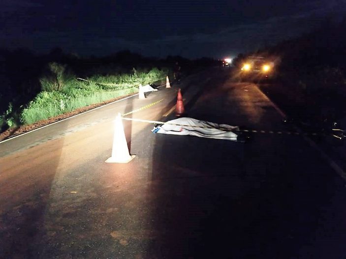 Três ciclistas são atropelados e mortos na BR 406 na Baixa do Meio