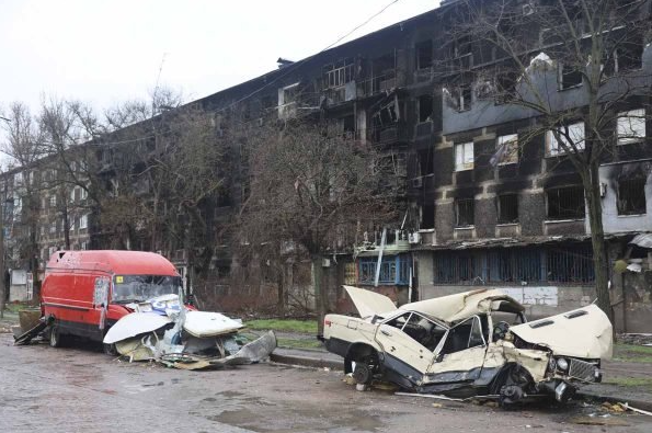 Em ruínas e sob domínio da Rússia, Mariupol vira cidade fantasma