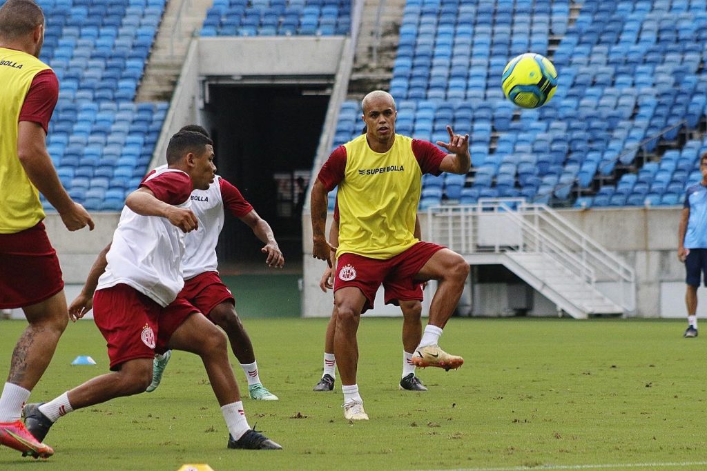 América em campo, Galo faz clássico em Minas, Vasco pela Série B e campeonatos internacionais; confira os jogos de hoje (07/05)