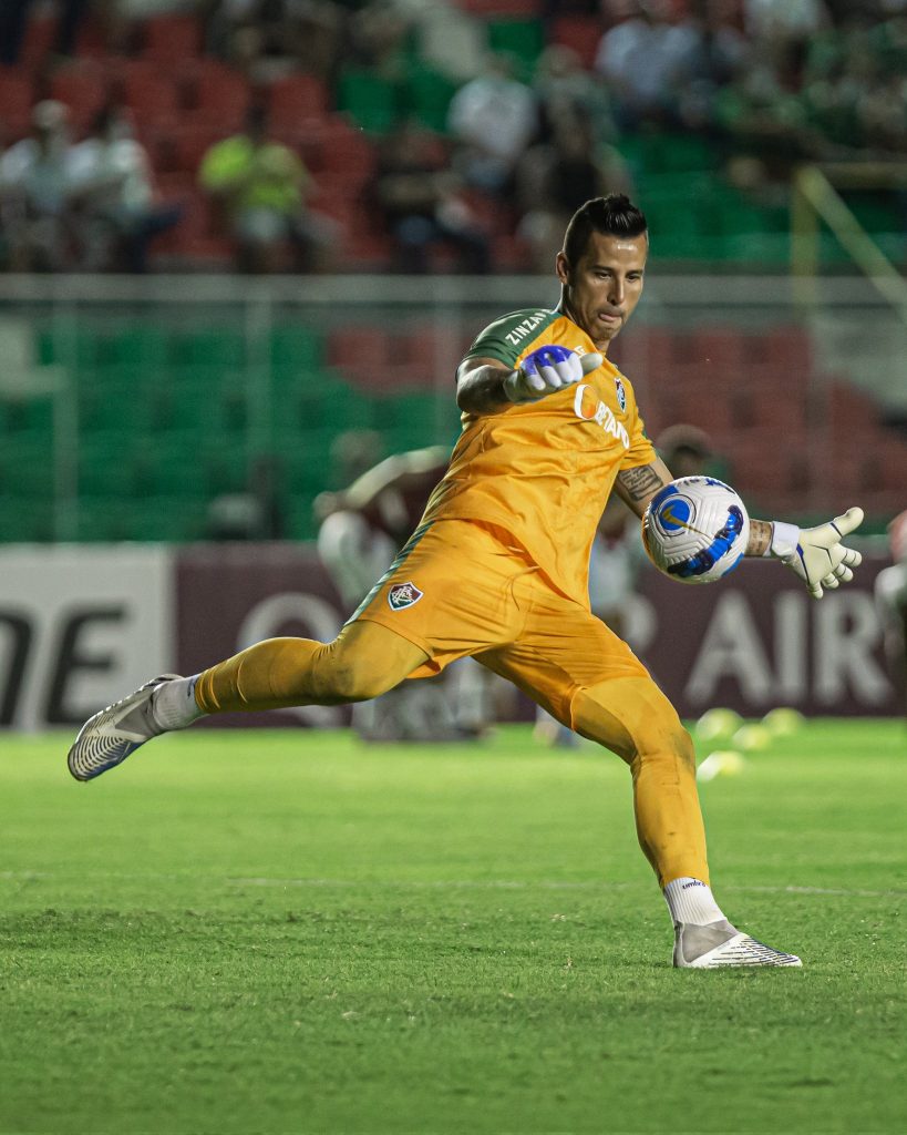 Fluminense aplica goleada histórica por 10 a 1 mas é eliminado da Sul-Americana