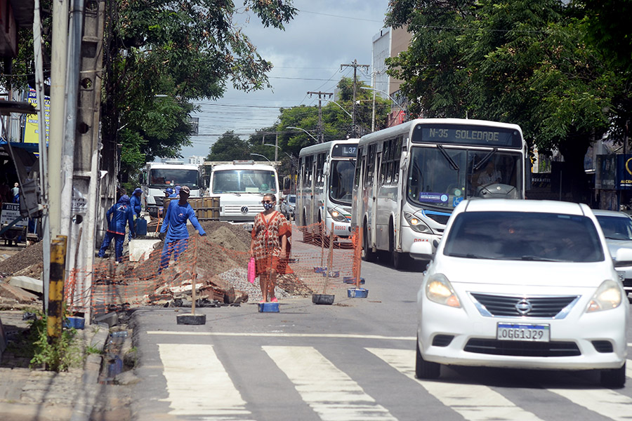 Obras na av. Rio Branco devem ser finalizadas em julho