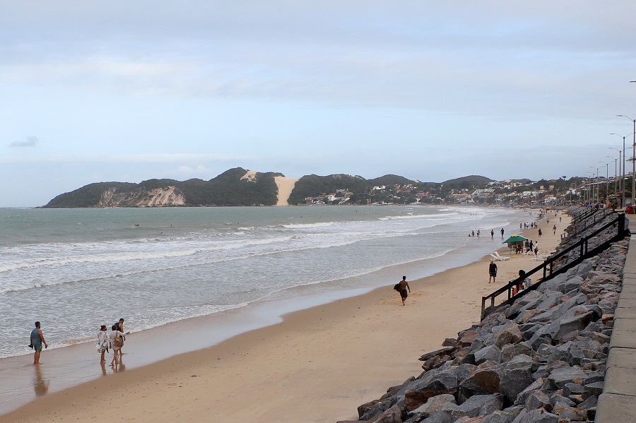 Prefeitura homologa licitação para ampliar enrocamento em Ponta Negra