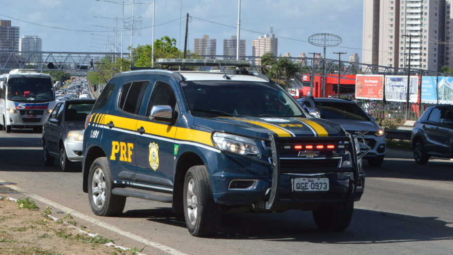 PRF inicia campanha Maio Amarelo para alertar sobre trânsito