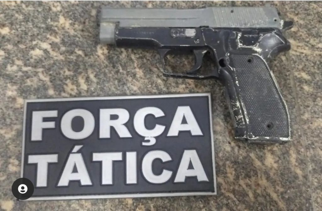 Força Tática da 7a CIPM prende dupla com simulacro de pistola em Ceará-Mirim/RN