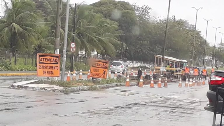 Prevista para ser entregue em 2014, obra da Jerônimo Câmara segue paralisada