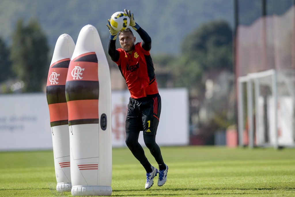 Flamengo tem surto de Covid no elenco às vésperas de decisão pela Libertadores