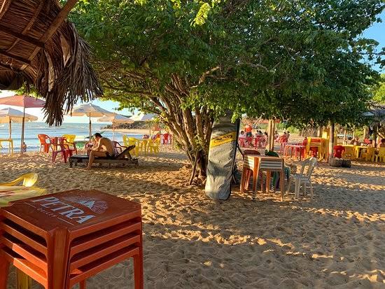 Comerciantes são notificados e Superintendência do Patrimônio pede retirada de barracas em praia de São Miguel do Gostoso