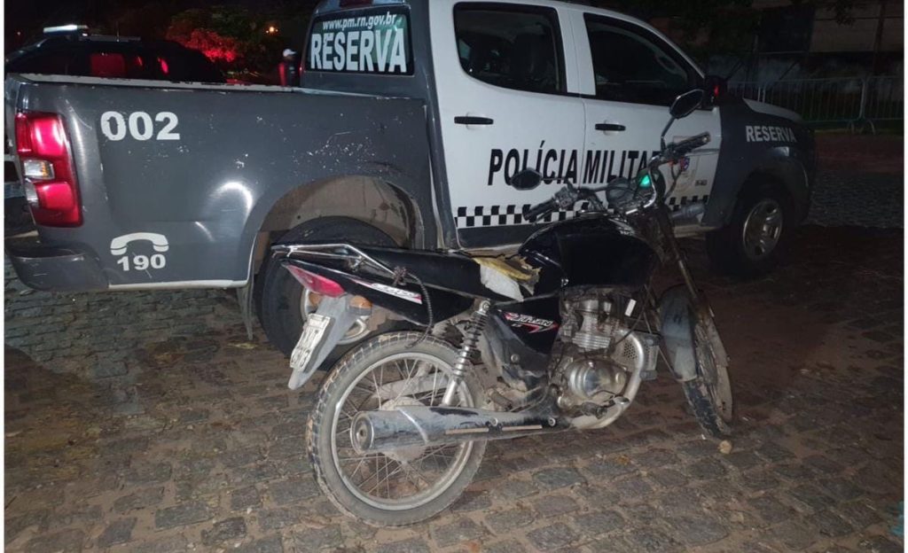 Polícia Militar recupera duas motocicletas com registro de roubo na cidade do Natal