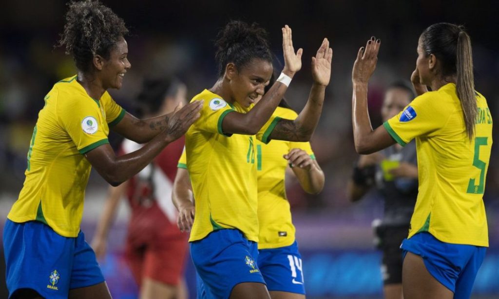 Brasil encara Paraguai em semi decisiva da Copa América Feminina