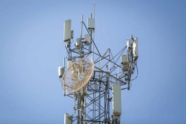 Por 5G, famílias de baixa renda podem pedir troca de antena parabólica