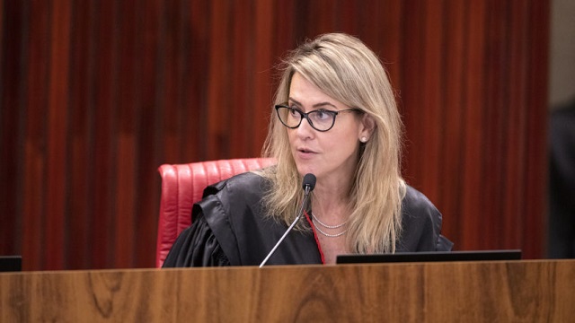 Ministra do TSE concede mais um direito de resposta a Lula na TV