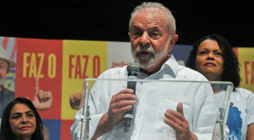 Lula erra ao dizer que gerou 22 milhões de empregos