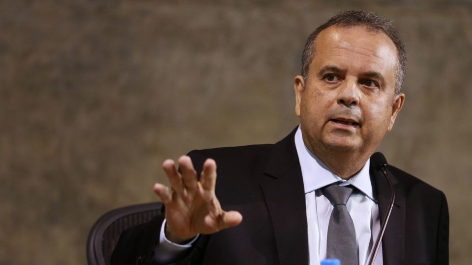 Rogério Marinho cobra posição do Senado e Câmara contra suspensão de perfis de parlamentares