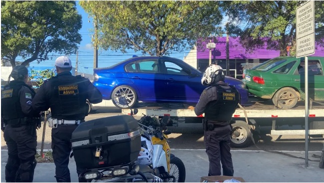 Polícia apreende BMW usada em ‘rachas’ que viralizou após invadir canteiro de avenida em Natal