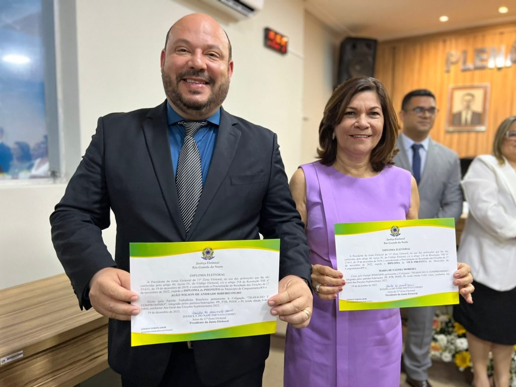 Wilsinho Ribeiro é diplomado e empossado como novo Prefeito de Canguaretama