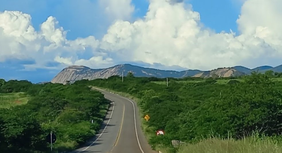 Pedestre morre atropelado na BR-226, em Serra Caiada (RN)