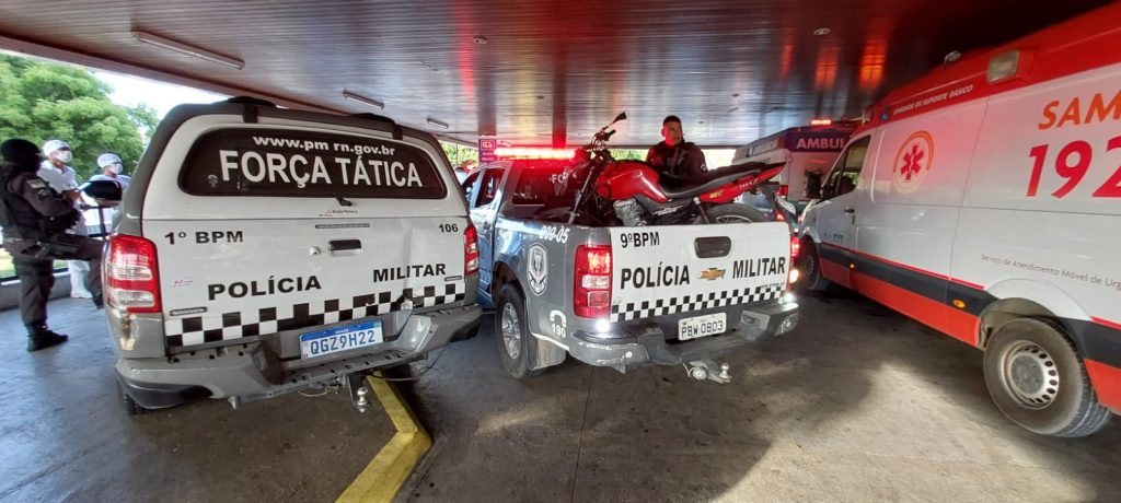 Dupla morre após trocar tiros com a polícia na Zona Leste de Natal