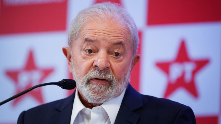 BC sobe o tom para riscos fiscais e cita “elevada incerteza”