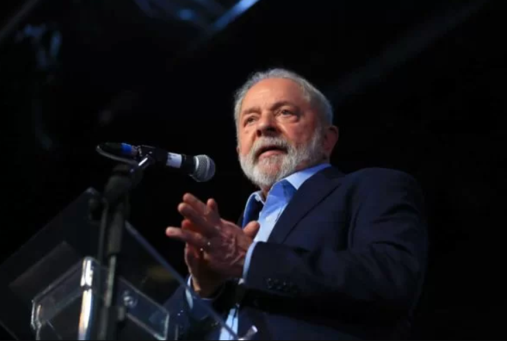 Lula deve anunciar os 16 ministros que faltam na quarta