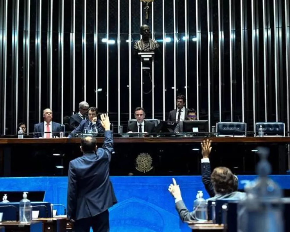 Confira: senado aprova aumento para presidente, vice, parlamentares e ministros