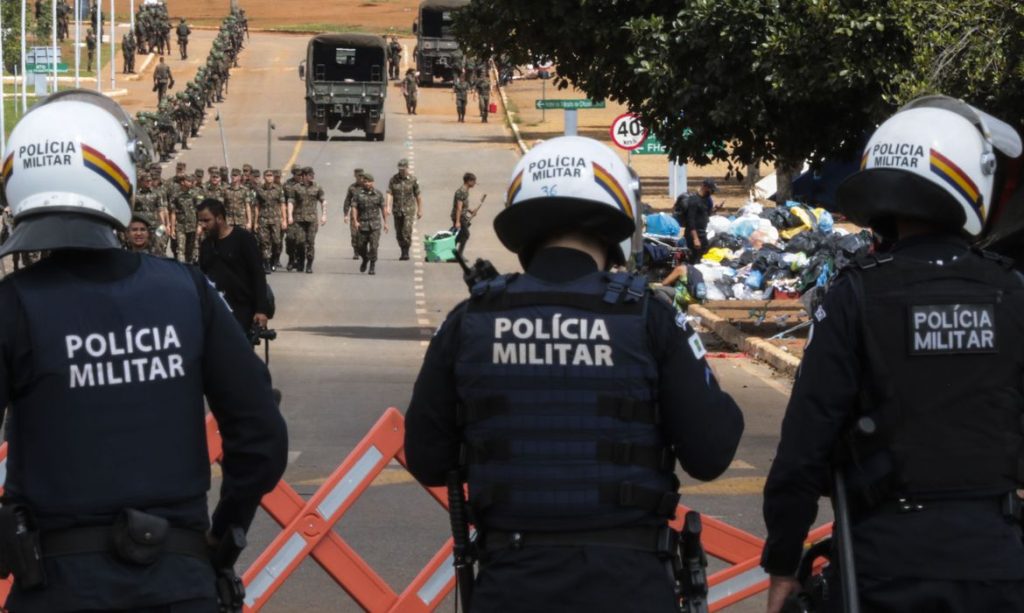 Interventor e Exército dizem que não permitirão volta de manifestantes