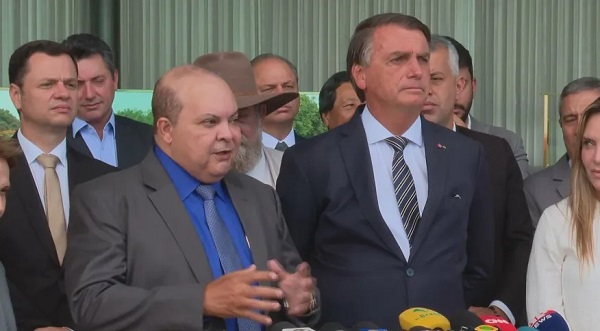 Jair Bolsonaro, Ibaneis e Anderson Torres poderão ter bens bloqueados, diz jornal