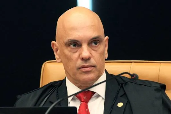 Moraes determina envio de minuta encontrada na casa de Anderson Torres ao TSE