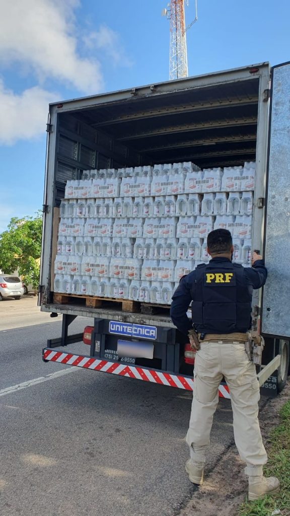 PRF apreende bebidas alcoólicas sem nota fiscal em São José de Mipibú/RN