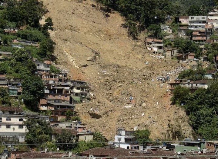 Quase 4 milhões de pessoas vivem em áreas de risco no Brasil