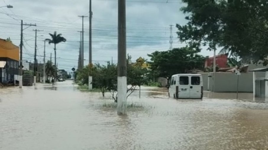 Volume de chuvas no litoral norte de SP é o maior registrado no Brasil