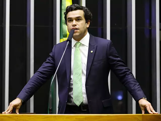 Deputado em ‘Missão Oficial’ assiste jogo do Flamengo no Marrocos