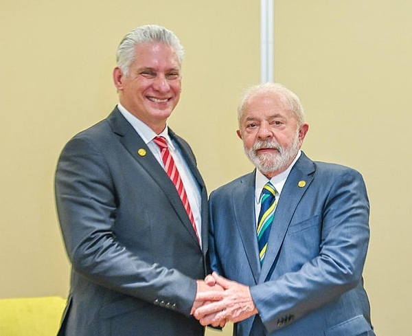 Governo de Lula refaz os laços com Cuba