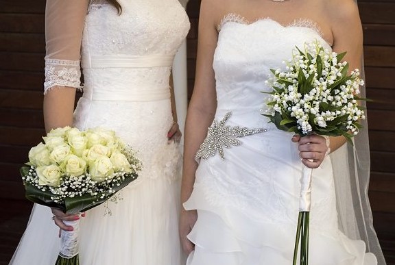 Casamento entre mulheres tem aumento superior a 63% em 2021, aponta IBGE