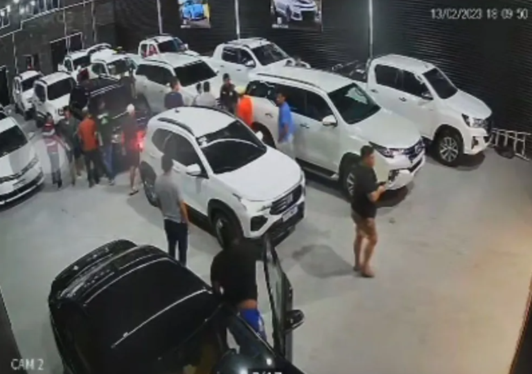 Suspeito de comandar grupo que roubou 12 carros manteve relações comerciais com dono de concessionária em Fortaleza