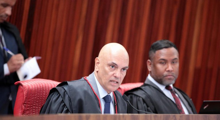 Moraes nega recurso e mantém prisão de Anderson Torres