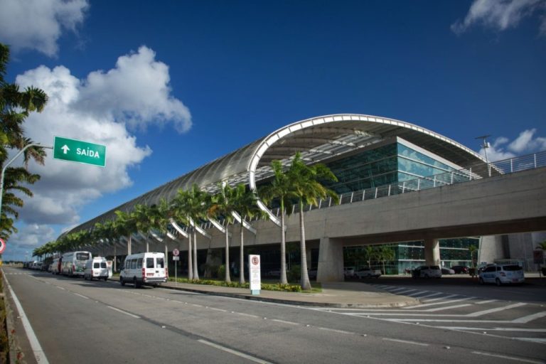 Deputada do PT propõe mudar nome do aeroporto de Natal