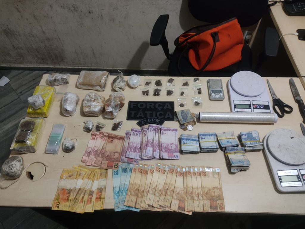 Polícia apreende arma, munições, gasolina, dinheiro e drogas durante a madrugada no RN