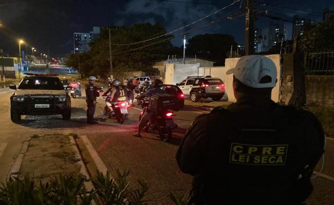 LEI SECA: Duas pessoas são presas durante operação nos bairros Planalto e Candelária