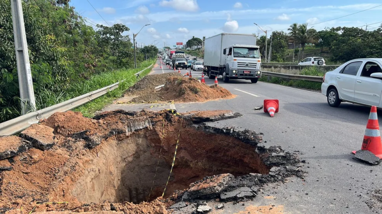 Trecho da BR-101 segue interditado em Parnamirim; Dnit não tem prazo para liberação da via