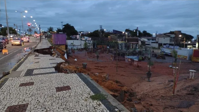 Obra de cratera que se abriu em Ponta Negra; Irá durar dois meses para ficar pronta