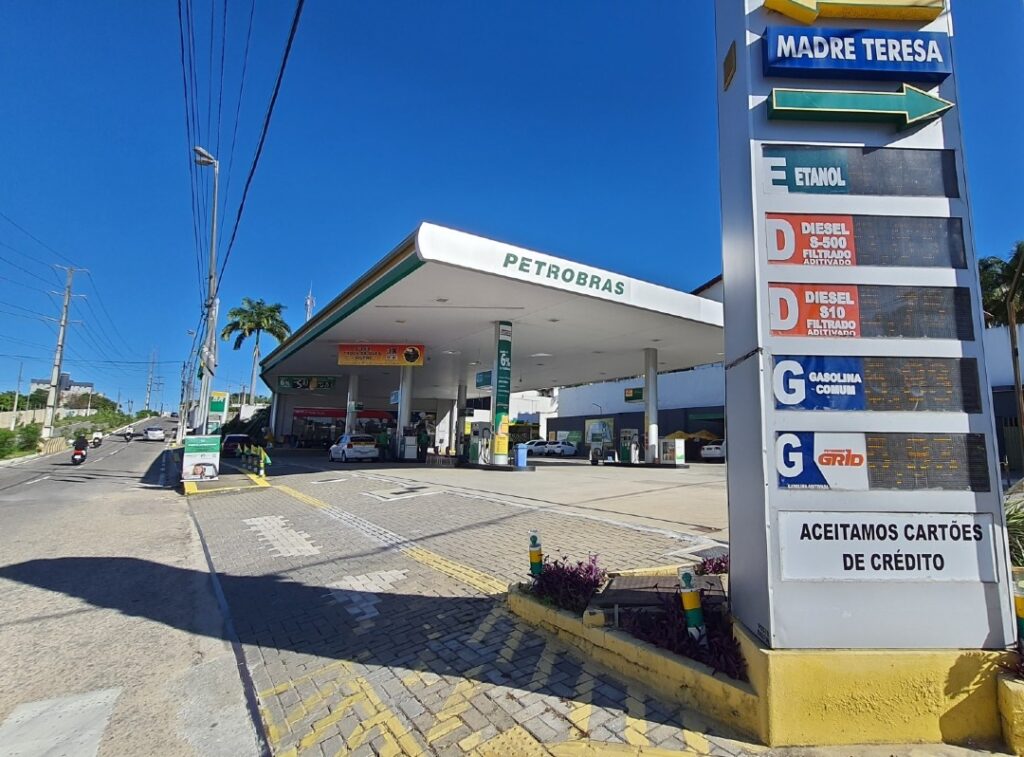 Natal tem gasolina mais cara entre capitais do Nordeste; confira os valores