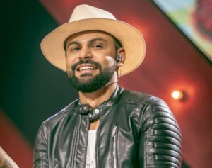 Cantor potiguar Thullio Milionário vence Prêmio Multishow com o hit “Casca de Bala”