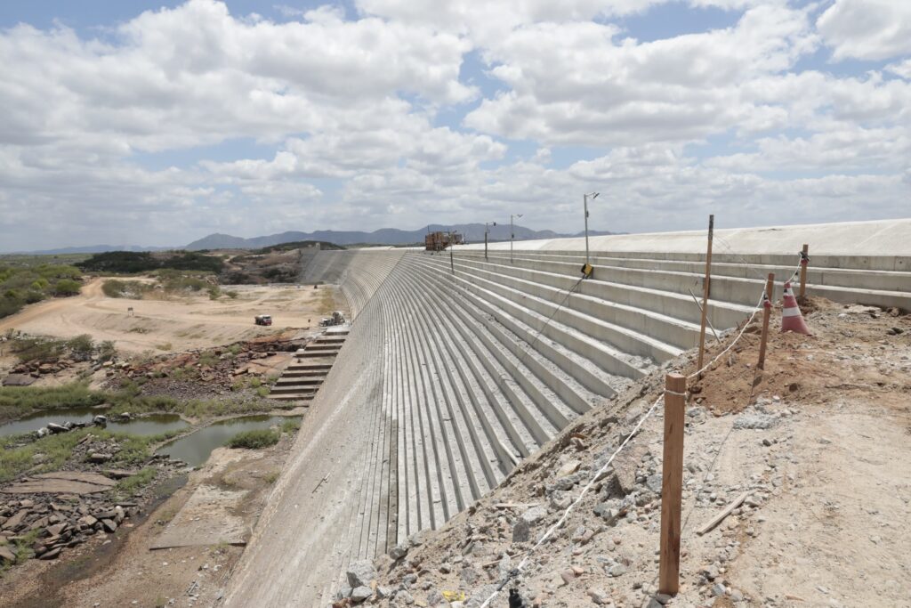 Governo do RN finaliza obras físicas da Barragem Oiticica