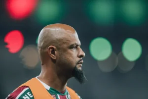 Felipe Melo, ídolo de Palmeiras e Fluminense, encerra carreira aos 41 anos