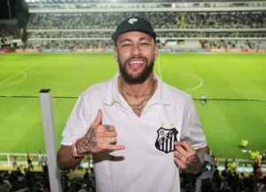 Presidente do Santos confirma retorno de Neymar ao clube